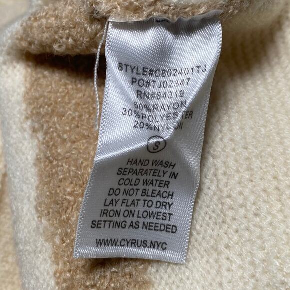 Cyrus Cream Sweater - NWT - Size Small - Picture 8 of 9